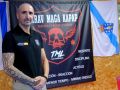 José Rodríguez, instructor de defensa femenina: "No basta con enseñar las mismas técnicas que a los hombres: hay que trabajar la prevención" José Rodríguez, en el centro HFK de As Pontes