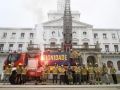 Sonora protesta de los bomberos ferrolanos para exigir “dignidade” Protestas Bomberos Ferrol