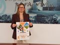 Olga Ameneiro, con el cartel de la iniciativa
