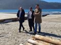 Gil, Abalde y Moreda en el arenal de A Magdalena