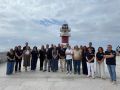 Foto de familia en el acto celebrado en la tarde de este viernes en el entorno del faro