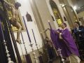 Multitudinario estreno del manto de la Piedad y el Cristo de la Buena Muerte