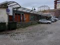 El pavimento del entorno del mercado de Recimil presenta un mal estado evidente 