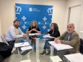 La Xunta asumirá las obras en la cubierta y fachadas en los pisos de la calle Telleiras, en Narón Martina Aneiros mantuvo un encuentro con la comunidad de propietarios en el edificio administrativo de la Xunta