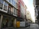 Edificio en rehabilitación en la calle Real