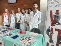 El recibidor del Arquitecto Marcide albergó la mesa informativa con profesionales sanitarios por el Día Mundial del Sida