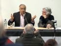 Os activistas Mohamed Safa e Susana Alaniz nun encontro organizado por Fuco Buxán no Ateneo Ferrolán