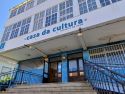 Fachada de la Casa da Cultura de Neda