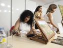 La escritora, Isabel Ramos Breijo, firmando una de sus publicaciones