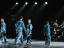 'Transeúnte' es un espectáculo coproducido por el Centro Dramático Galego y está recomendado por la Red Española de Teatros, Auditorios, Circuitos y Festivales