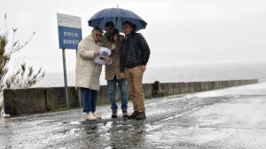 Permuy, Polo y Fernández en la carretera do Peirao, en Maniños