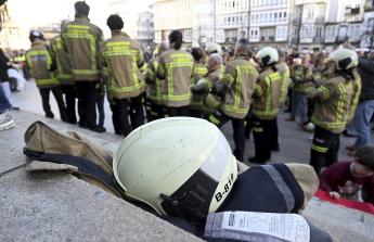Concentración bomberos en Armas