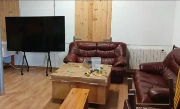 Un recuncho do local da asociación cultural ConcienciArte, en San Sadurniño