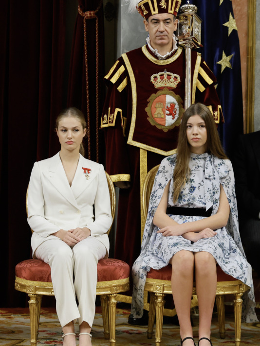 La princesa Leonor jura la Constitución por su 18 cumpleaños (46)