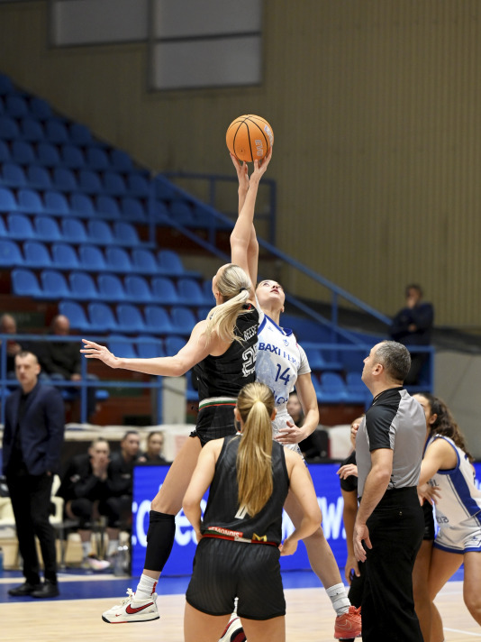 Baloncesto. Baxi contra Zaglebie Sosnowiec