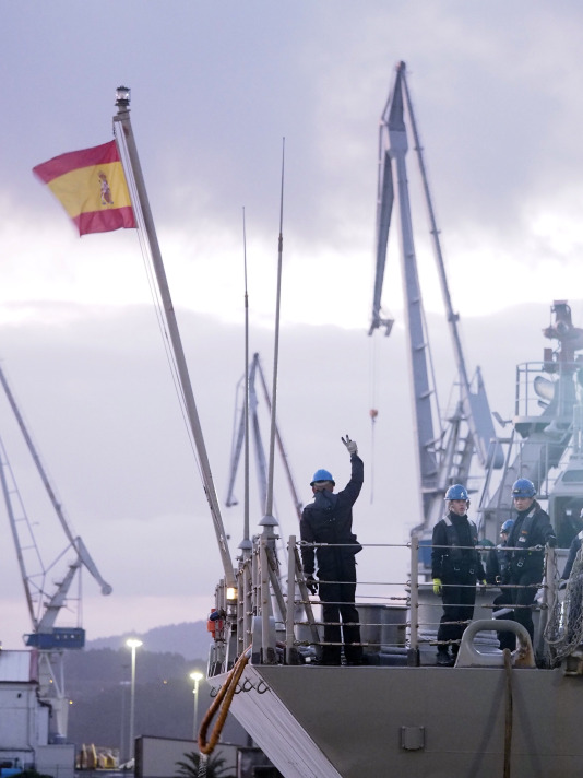 Partida de la fragata Juan de Borbón F-102