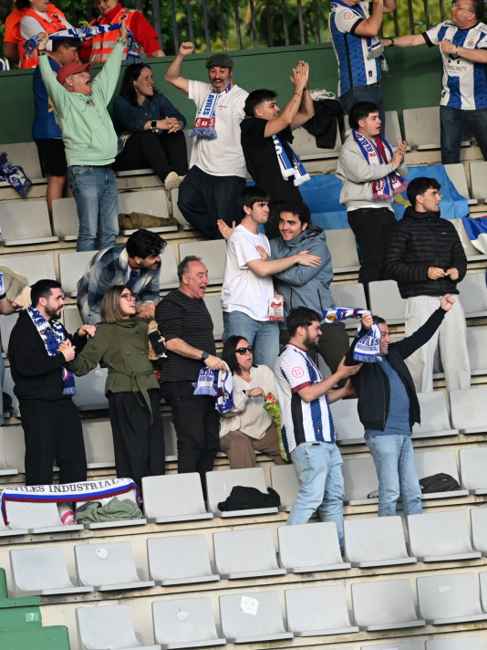 Racing de Ferrol contra Aviles