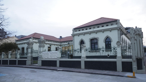 Edificio da Alianza Aresana