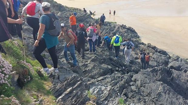 Senderistas en una de las rutas guiadas de la pasada Semana Santa