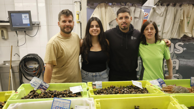 nuevo puesto de la cetárea de Cobas en mercado a Magdalena