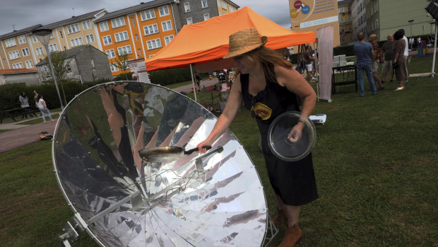 Una exhibición de cocinas solares con Picos do Sol