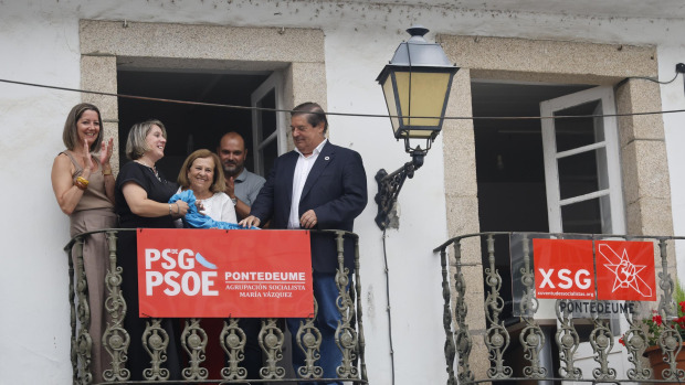 Pontedeume PSOE inaguración sede María Vázqez