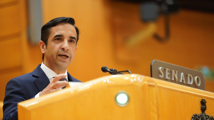 El alcalde ferrolano y senador del PP, José Manuel Rey, en su interpelación al ministro de Transportes