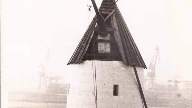 Agasallo de Cartaxena a Ferrol