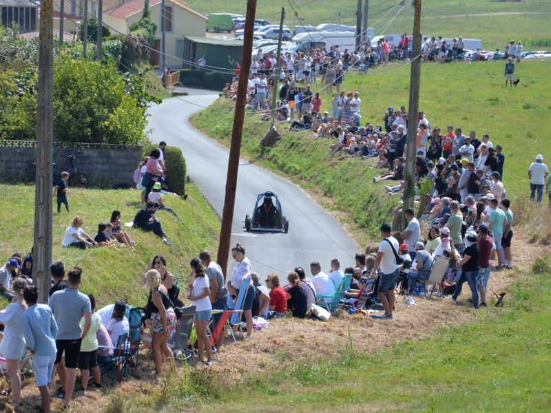 A velocidade reina en San Mamede nunha baixada de carrilanas que tivo espectu00e1culo (2)