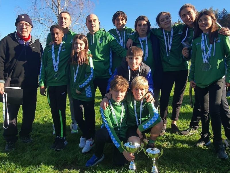 Representantes de las entidades naronesa y del Ferrol Atletismo a. n. F. A. (2)
