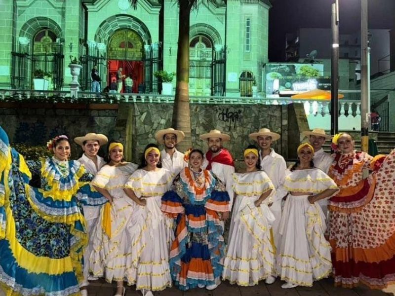 LA ESTRELLA