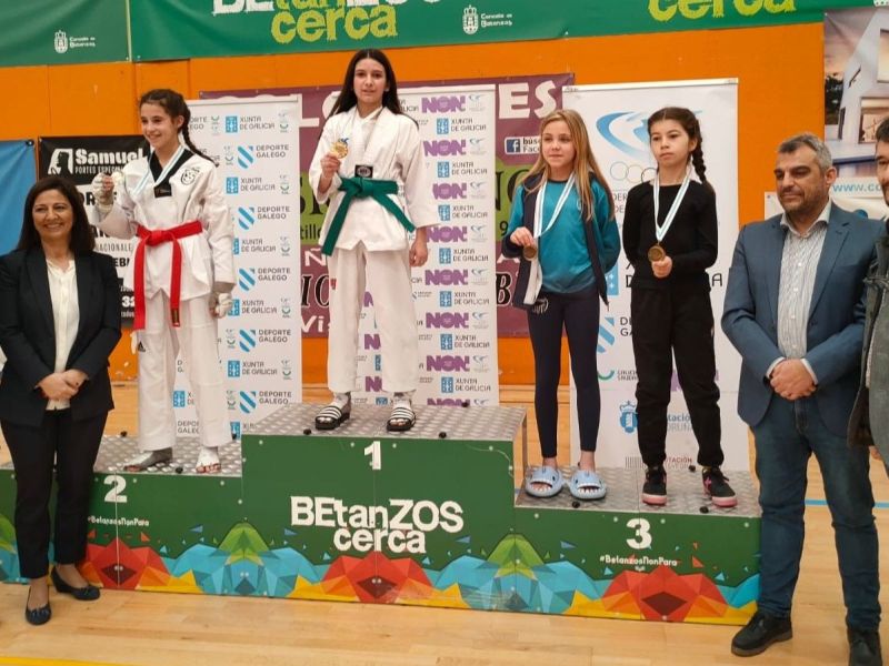 Paula Seijas Club Kang Gallego cadete Taekwondo 2024