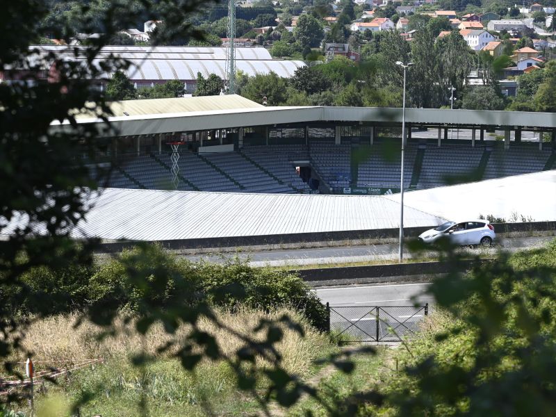 DSC2054 23181235