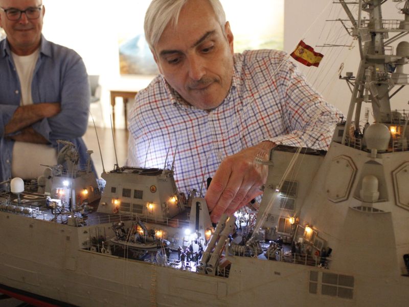 Maqueta F 105