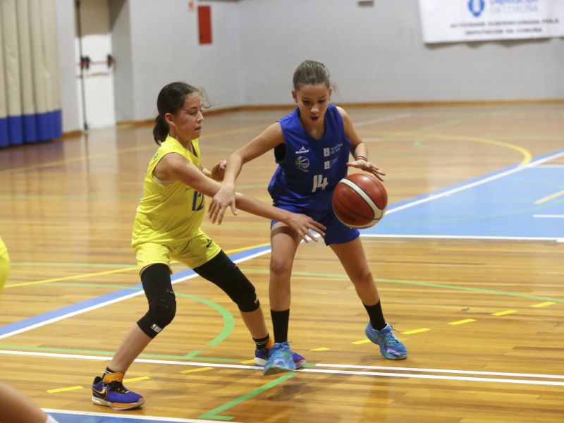 Equipo Ferrol y Ourense Xuntanza Minibasquet 2024 en Esteiro 2 (2)