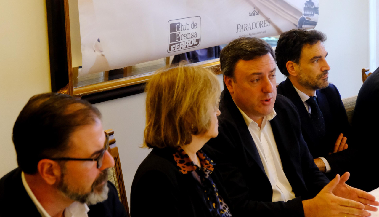 Conversas no Parador Valentín Formoso presidente da Diputación da Coruña