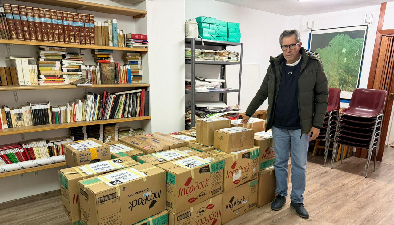 Uno de los lotes de alimentos que se han ido recogiendo en la sede local del PCG