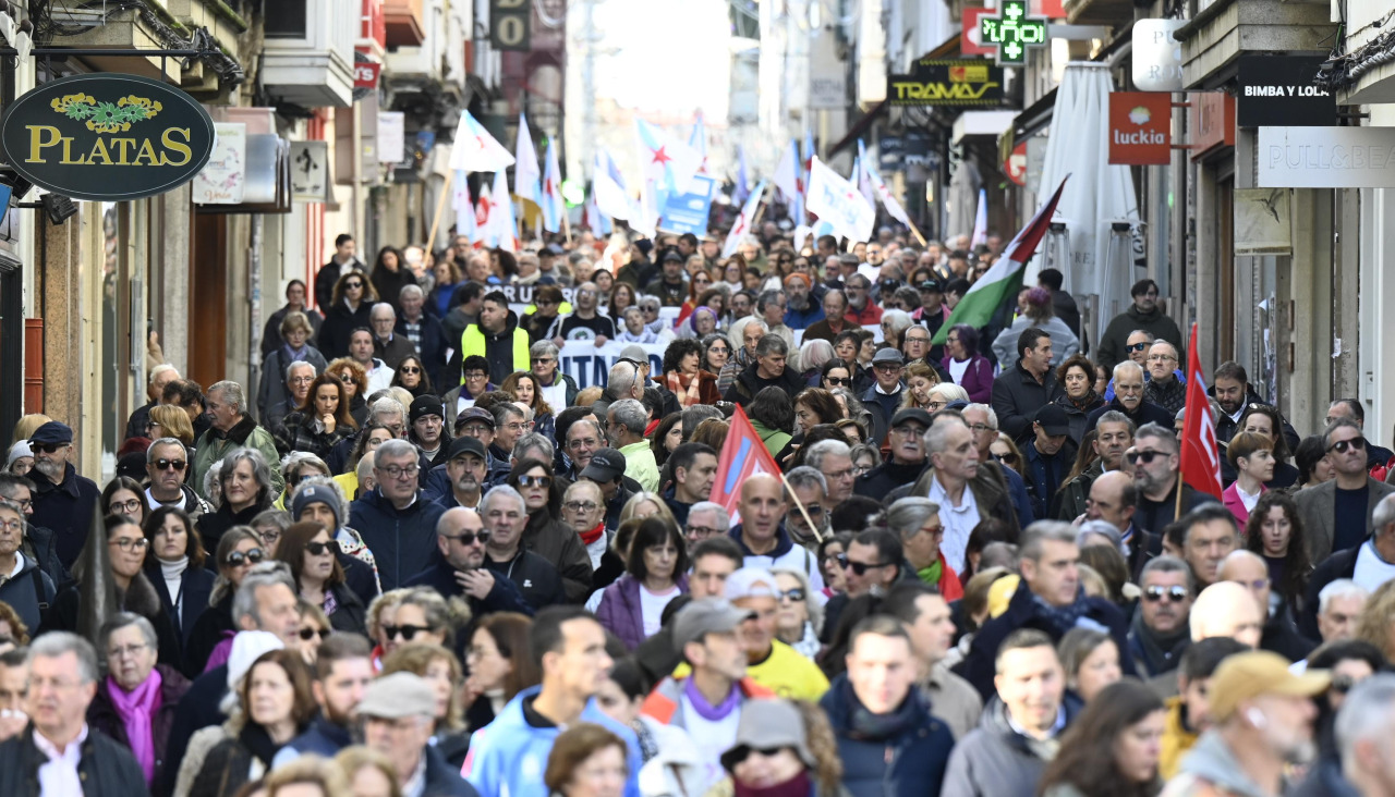 Manifestación Polo dereito ao tren