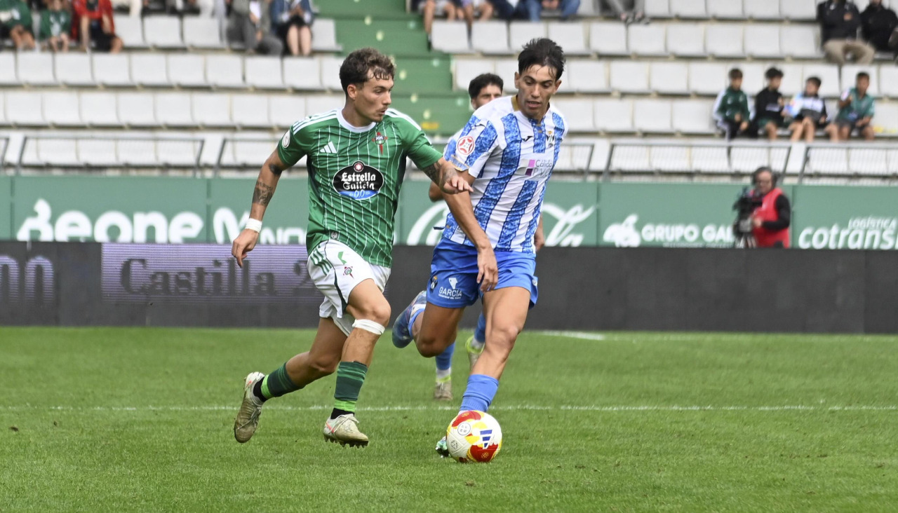 Álvaro Juan, durante el partido de la primera vuelta