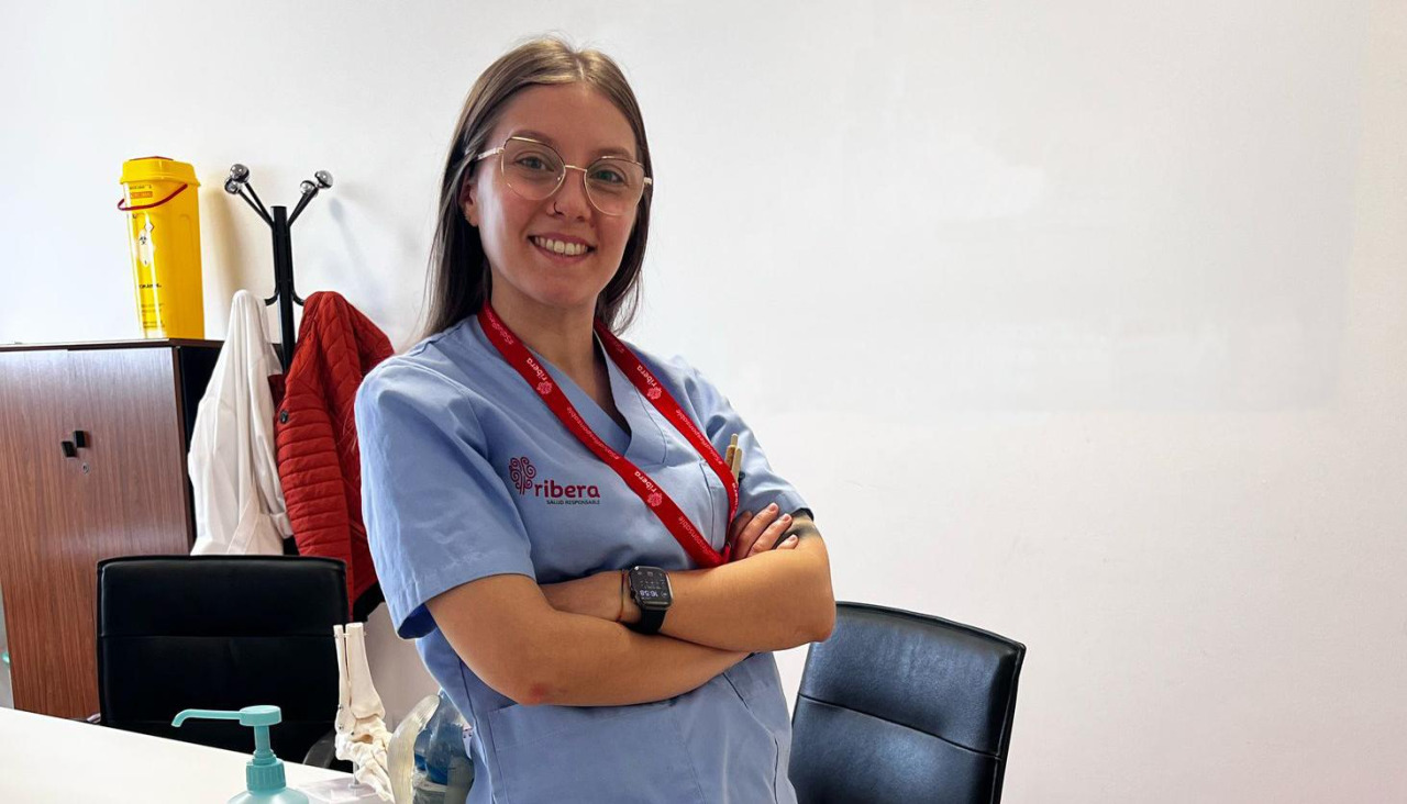 Dánae Santiago, podóloga del hospital Ribera Juan Cardona