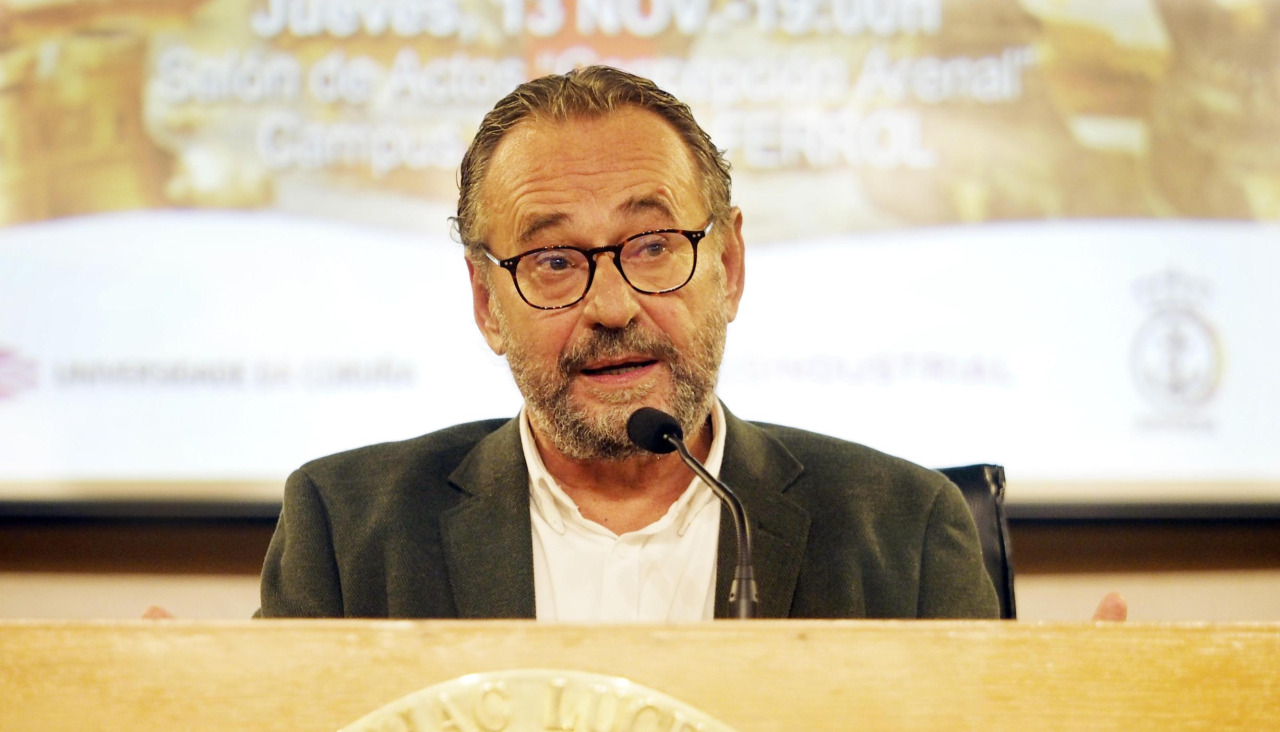 Luis Gorrochategui en una conferencia organizada por la cátedra Jorge Juan, en el Campus Industrial de Ferrol