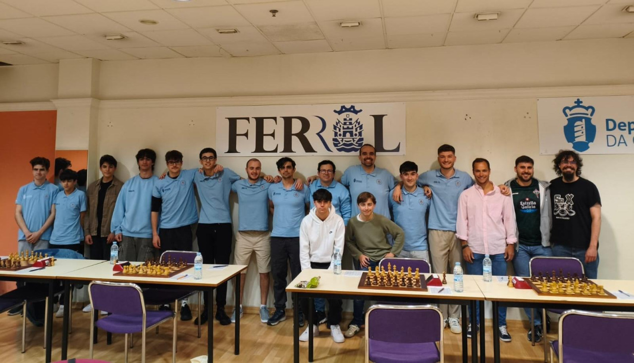 Las diferentes generaciones del Círculo Ferrolán que compiten en la liga