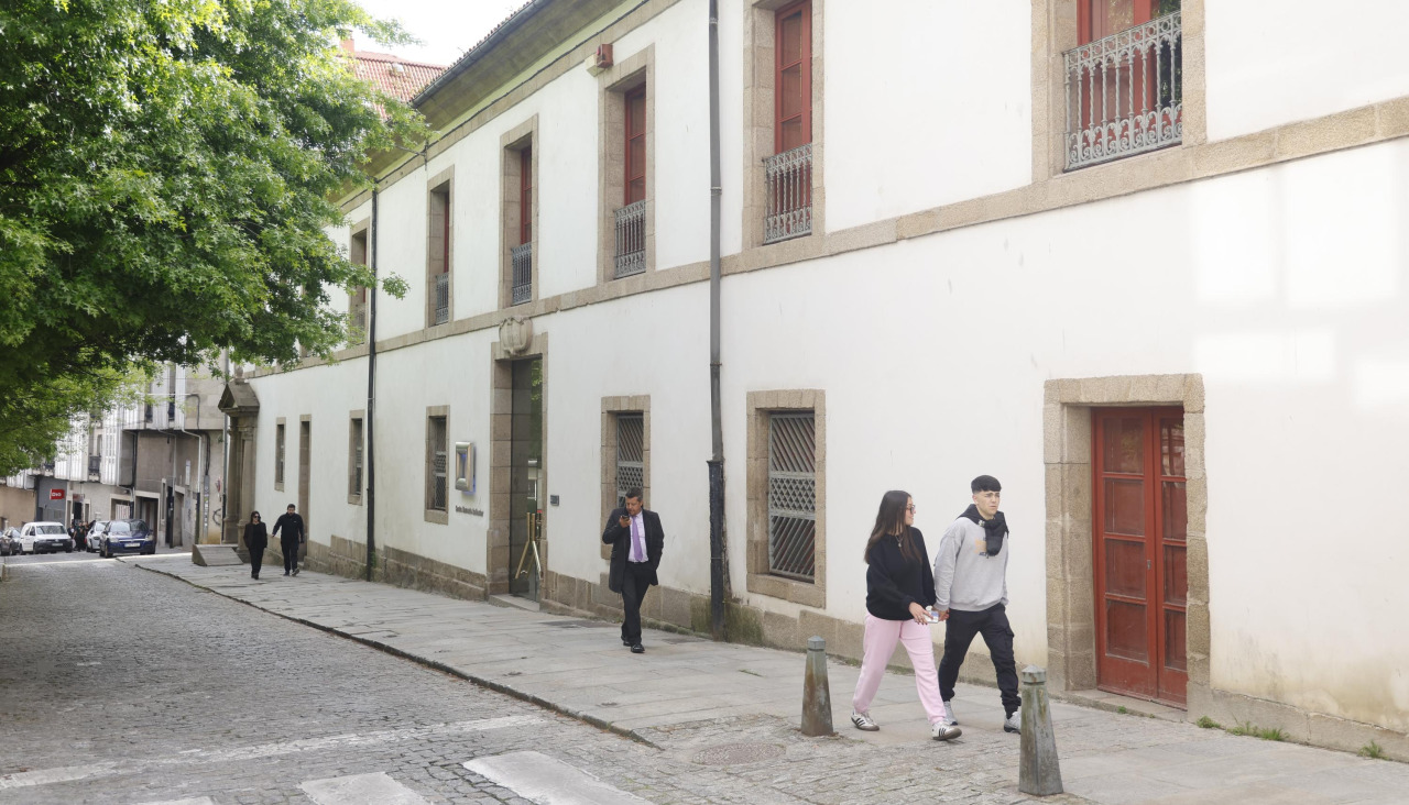 Centro Cultural Torrente Ballester