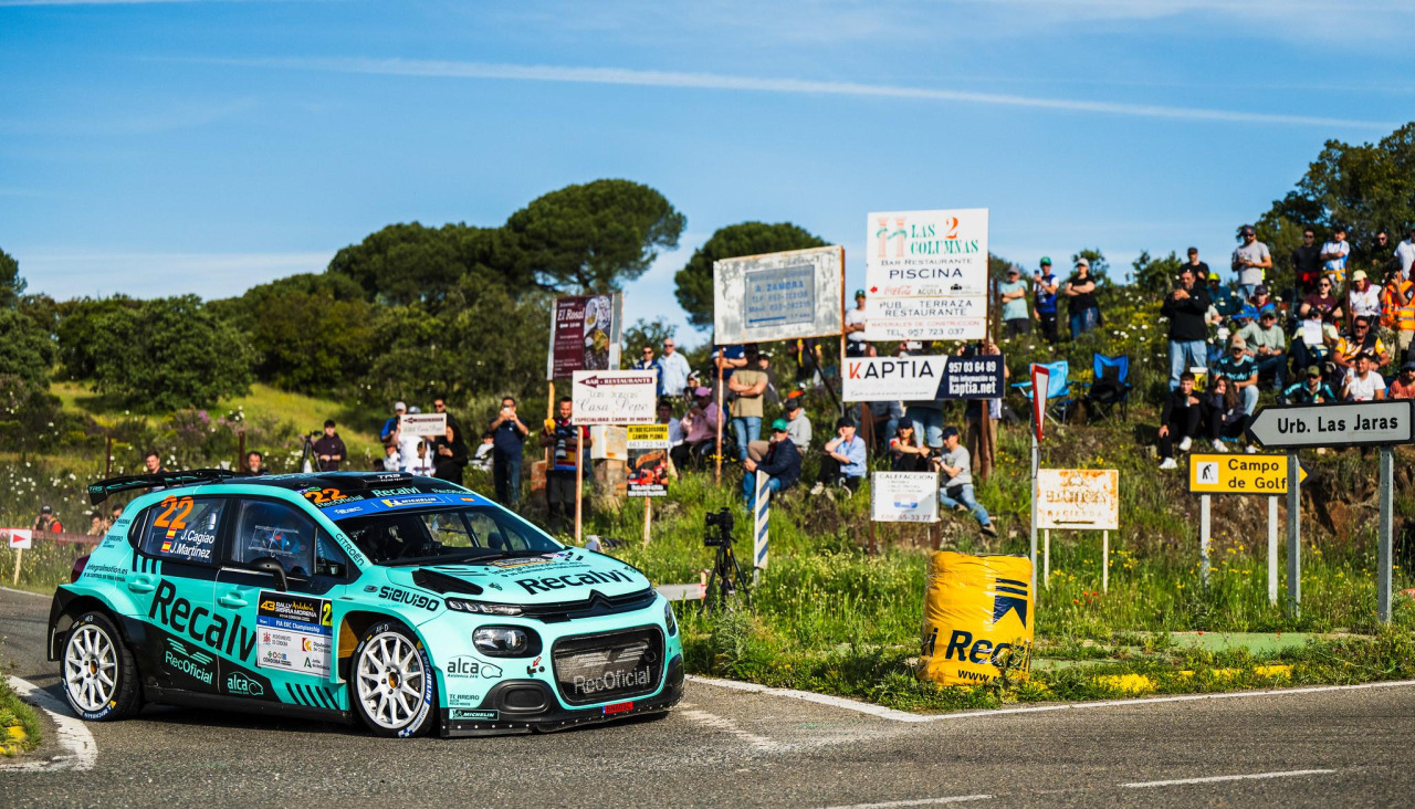 Jorge Cagiao, en acción durante el Rally Sierra Morena
