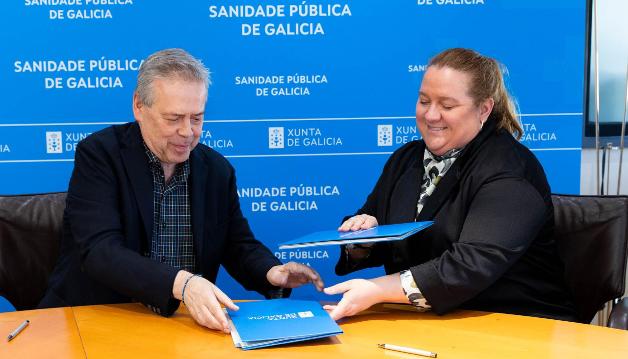 Un momento de la rúbrica del acuerdo