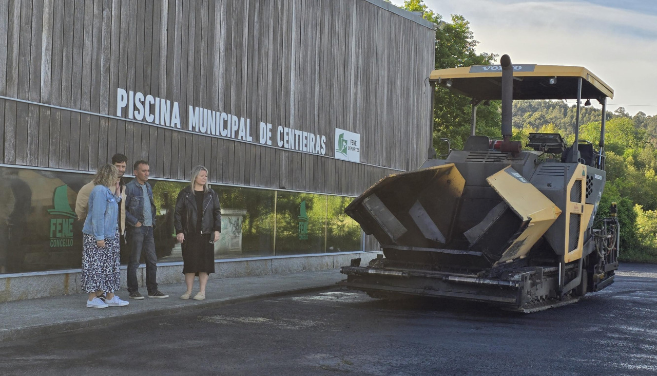 Representantes municipales en una de las zonas de actuación