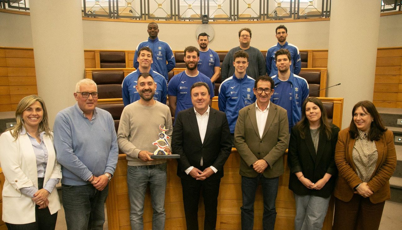 Un momento de la recepción al grupo local