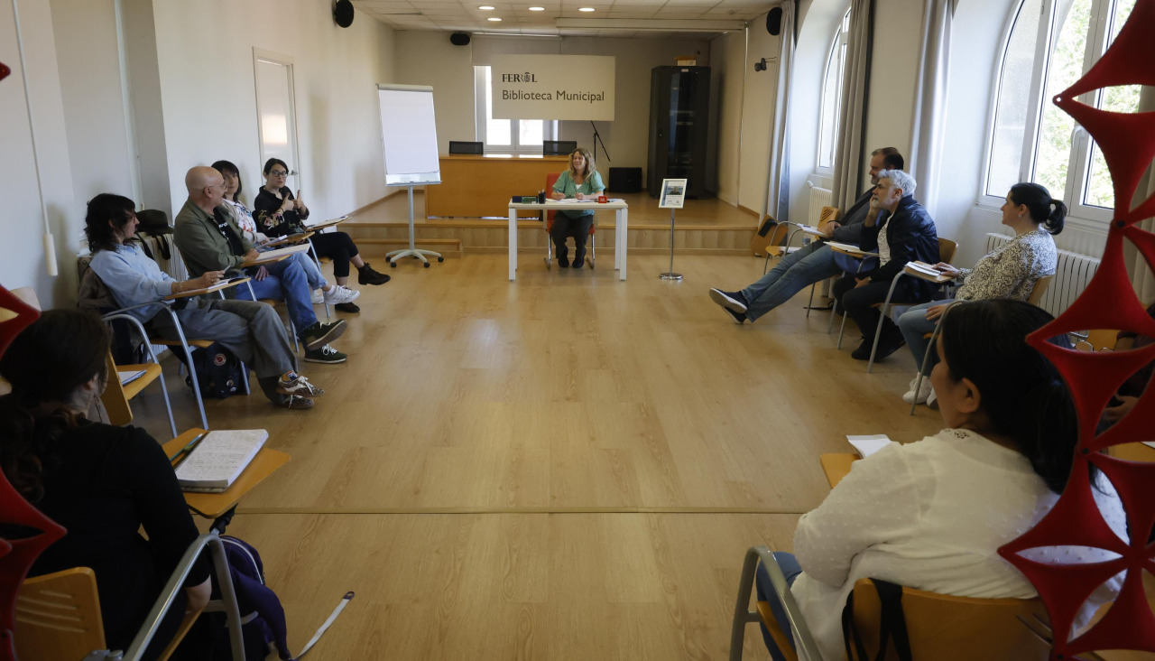 Biblioteca taller escritura Lucía Jares