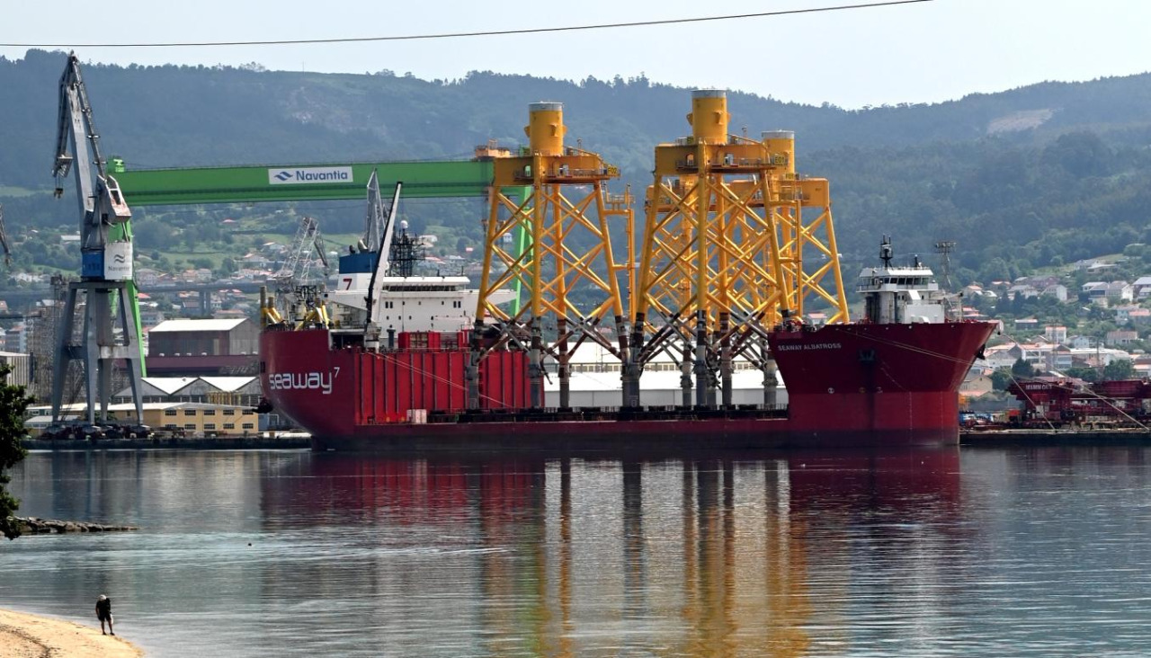Últimas jackets en Navantia Fene