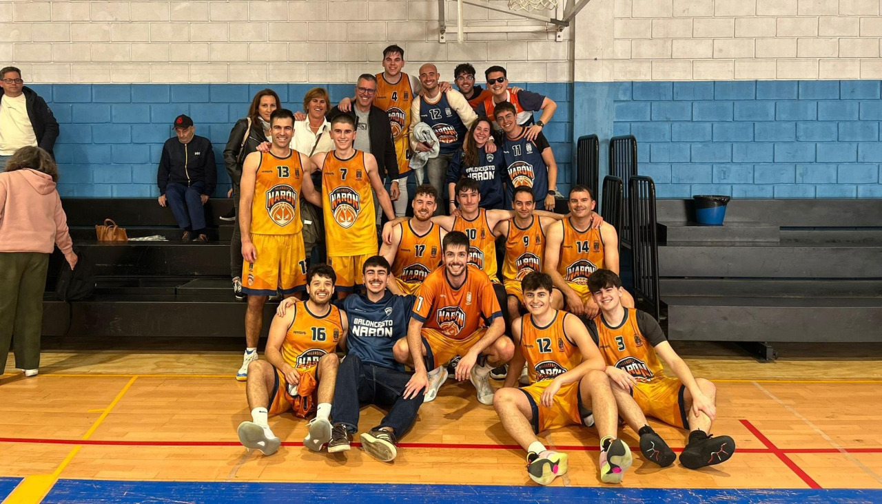 El Baloncesto Narón festeja su ascenso a Segunda Autonómica